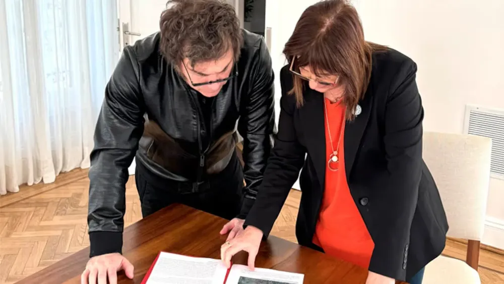 WhatsApp Image 2025-06-06 at 08.26.11