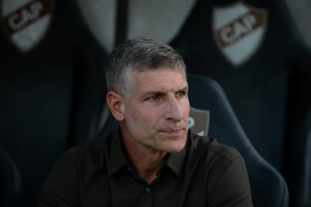 FECHA-8-PLATENSE-vs-DEFENSA-y-JUSTICIA-18-3-23-GONZALO-COLINI-79-scaled