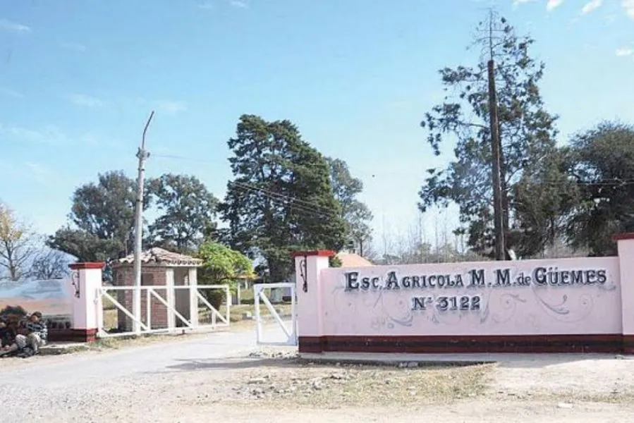 81142-hoy-se-vacunara-contra-covid-19-en-la-escuela-agricola