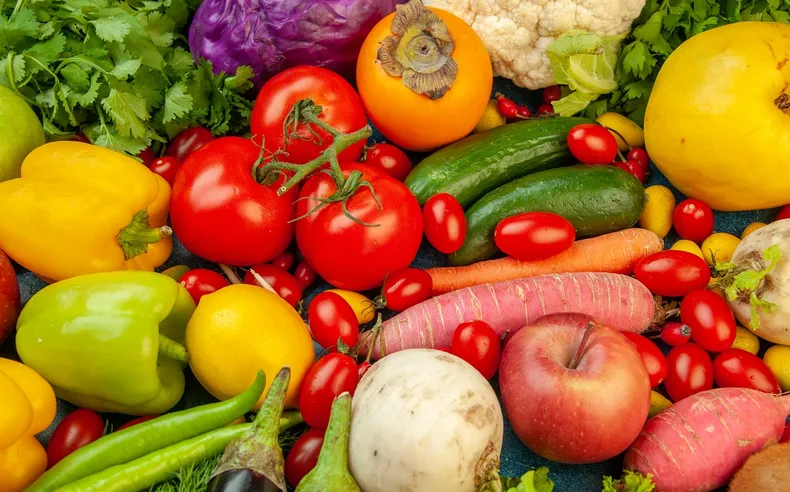 verduras-tomates-ajies-cebolla