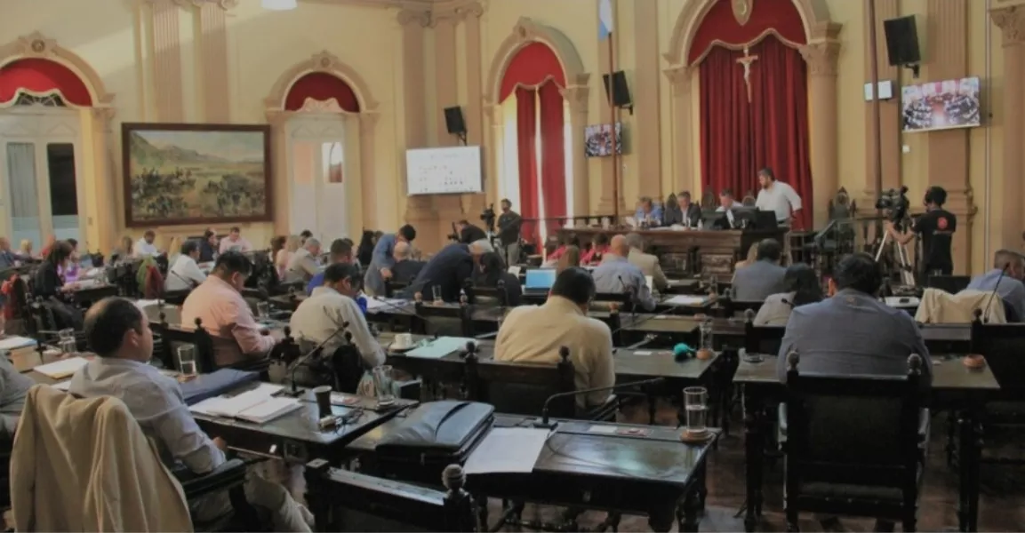 80985-dieron-media-sancion-a-la-reforma-de-la-ley-de-ministerios