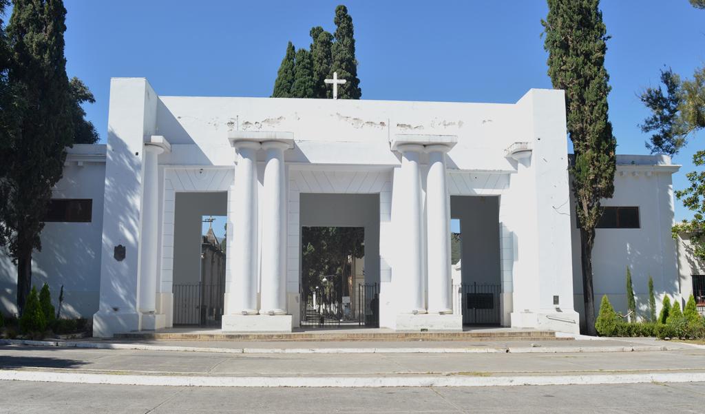 cementerio-De-la-Santa-Cruz-8