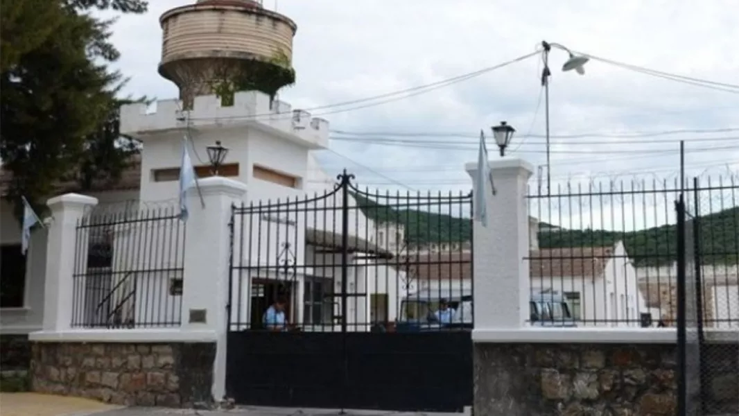 102189-por-el-dia-del-padre-hay-horarios-especiales-para-las-visitas-penitenciarias
