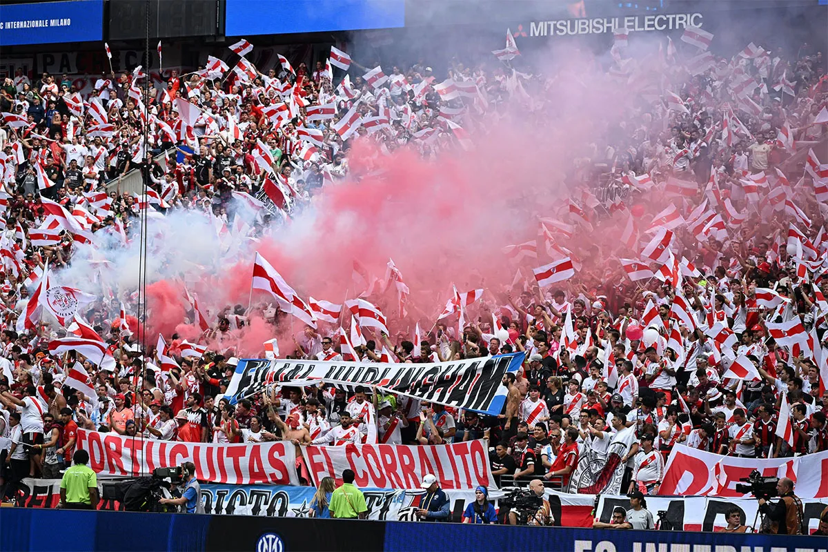 river-hinchada-en-mundial-de-clubes-foto-DIEGO-HALIASZNA