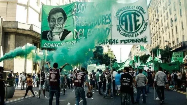 ate-asociacion-trabajadores-estatales-marcha-parowebp