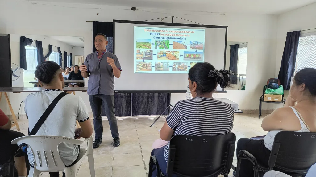 curso-de-manipulacion-de-alimento-2025-6-1024x576