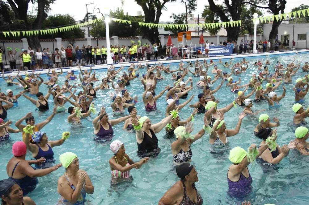 aquagym-adultos-mayores-4-jpeg