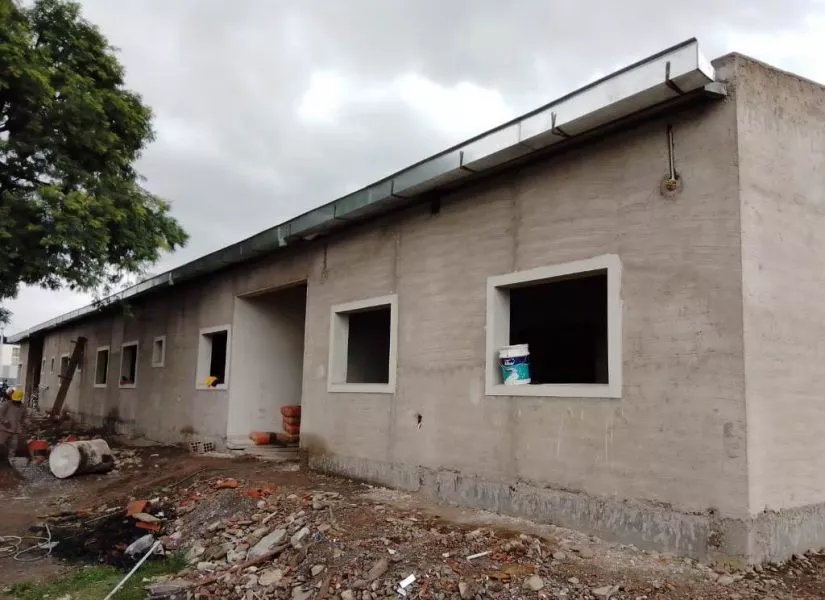 2976-en-barrio-el-huaico-avanza-la-construccion-del-centro-de-salud
