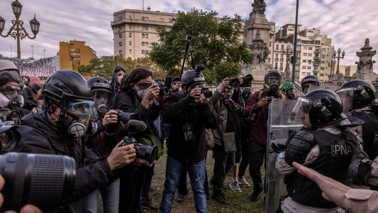 periodistas-represion