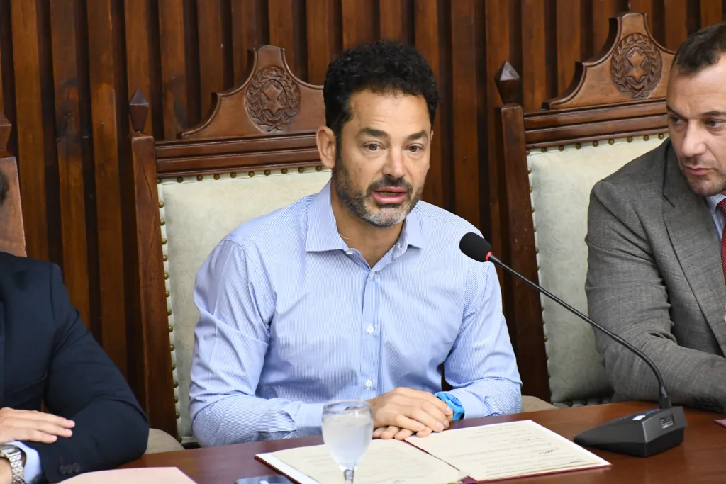 intendente-mensaje-concejo-3-1024x683