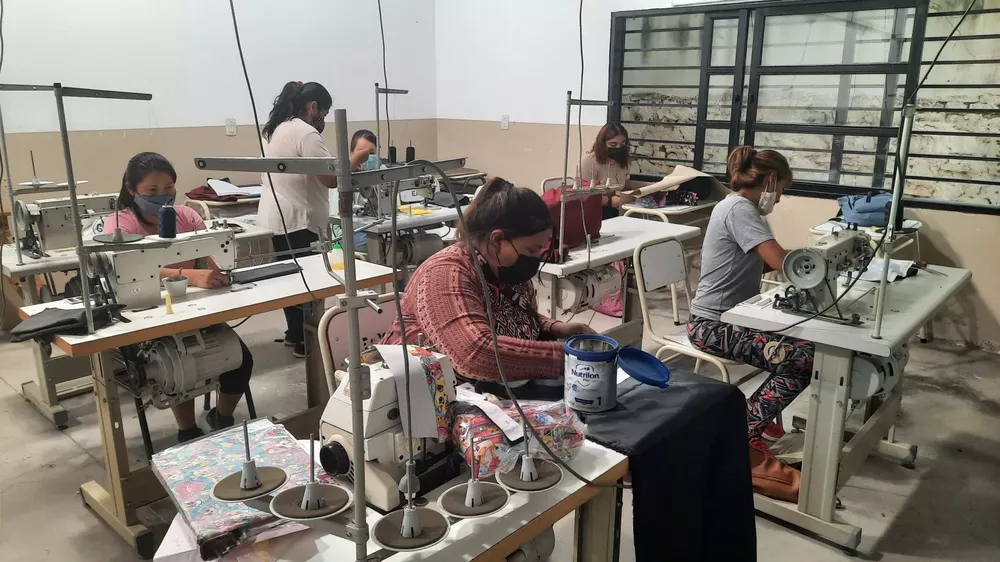 taller-Escuela-Artes-y-Oficios-3-2048x1152