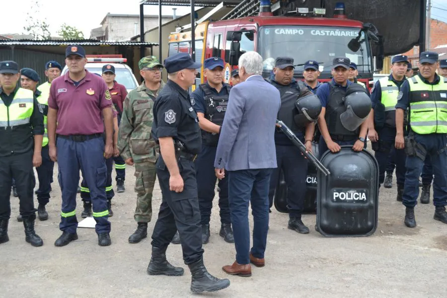 9659-la-policia-de-salta-potencia-el-trabajo-preventivo-en-los-barrios-de-la-capital