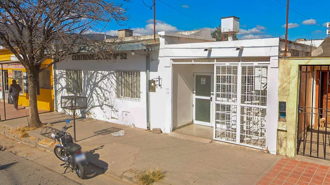 100269-se-realizaran-tareas-de-desinfeccion-en-el-centro-de-salud-de-santa-cecilia