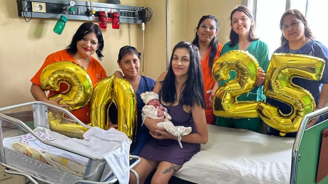 15494-el-primer-nacimiento-se-produjo-a-las-817-en-el-hospital-publico-materno-infantil
