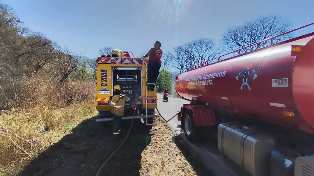 24699-equipos-de-lucha-contra-incendios-controlaron-varios-focos-igneos