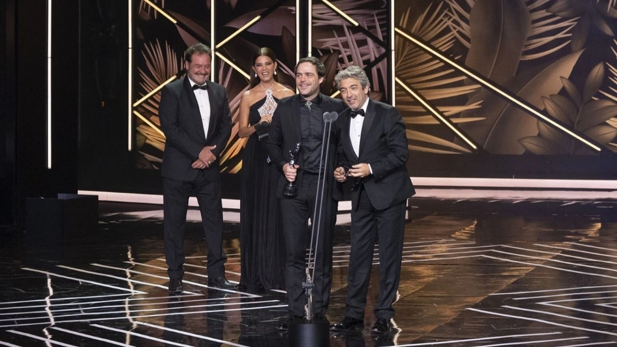 thumbnail_peter-lanzani-y-ricardo-darin